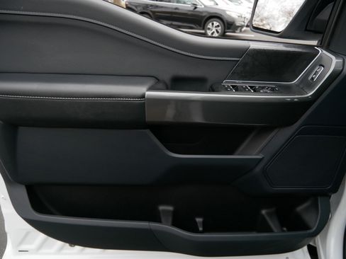 Used 2022 Ford F150 XLT w/ Equipment Group 302A High image 31