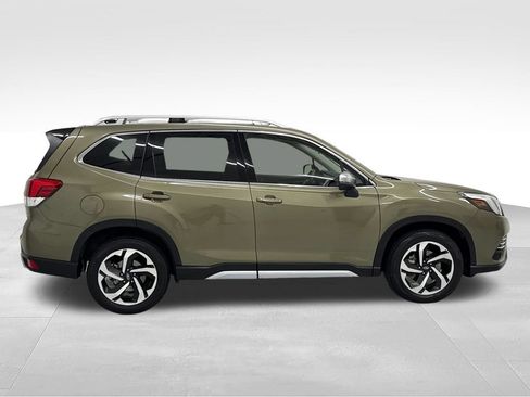 Used 2024 Subaru Forester Touring AWD/4WD image 7