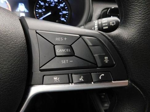 Used 2024 Nissan Kicks SV image 27