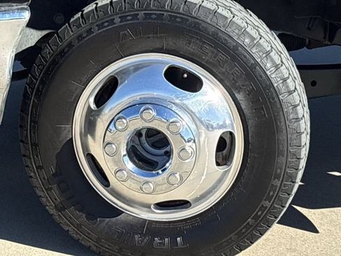 Used 2019 Ford F350 Lariat w/ Lariat Value Package image 29