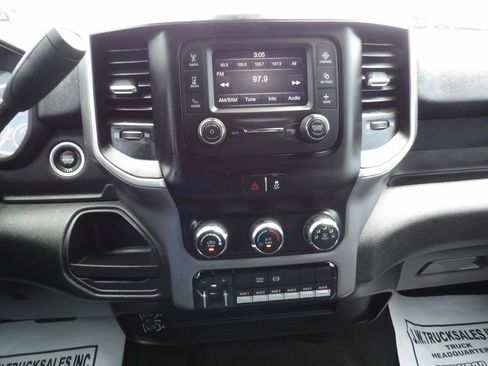 Used 2024 RAM 3500 SLT w/ Quick Order Package 2YG SLT AWD/4WD image 23