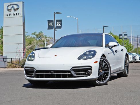 Used 2023 Porsche Panamera 4 Platinum Edition AWD/4WD image 1