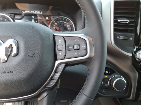 New 2026 RAM 1500 4x4 Crew Cab image 21