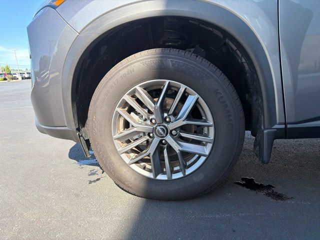 Used 2026 Nissan Rogue S FWD image 9