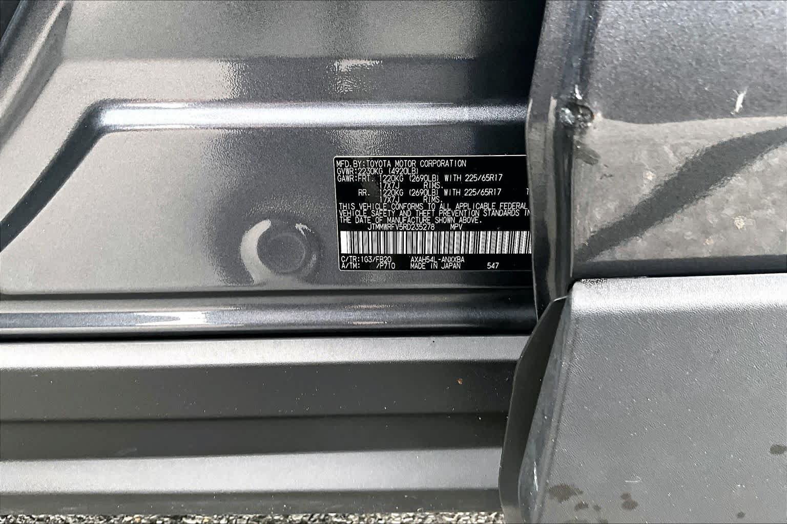 Used 2024 Toyota RAV4 LE AWD/4WD image 36