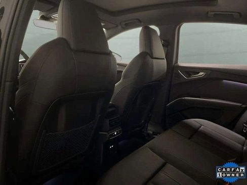 Used 2024 Audi Q4 e-tron Premium Plus w/ Premium Plus image 19