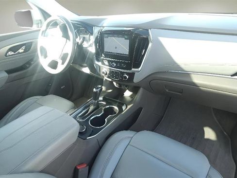 Used 2018 Chevrolet Traverse LT AWD/4WD image 36