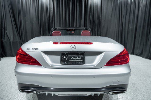 Used 2019 Mercedes-Benz SL 550 image 7