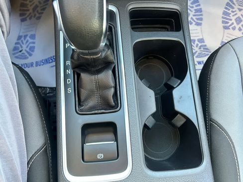 Used 2018 Ford Escape S FWD image 19