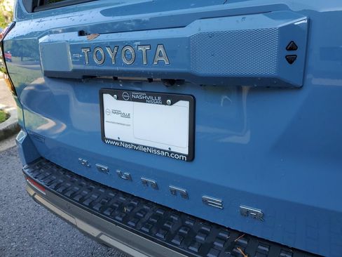 Used 2026 Toyota 4Runner Limited AWD/4WD image 9