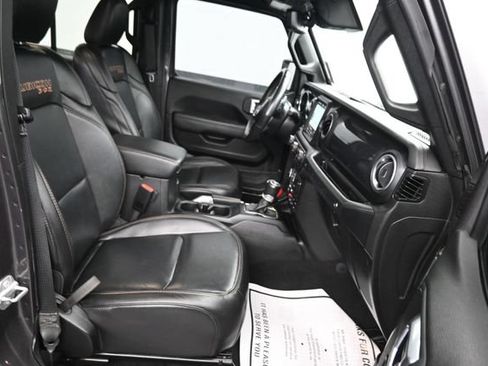 Used 2021 Jeep Wrangler Unlimited Rubicon w/ Dual Top Group AWD/4WD image 9