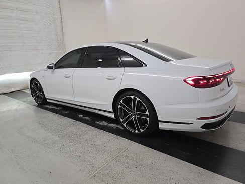 Used 2025 Audi A8 L 3.0T w/ Executive Package AWD/4WD image 11
