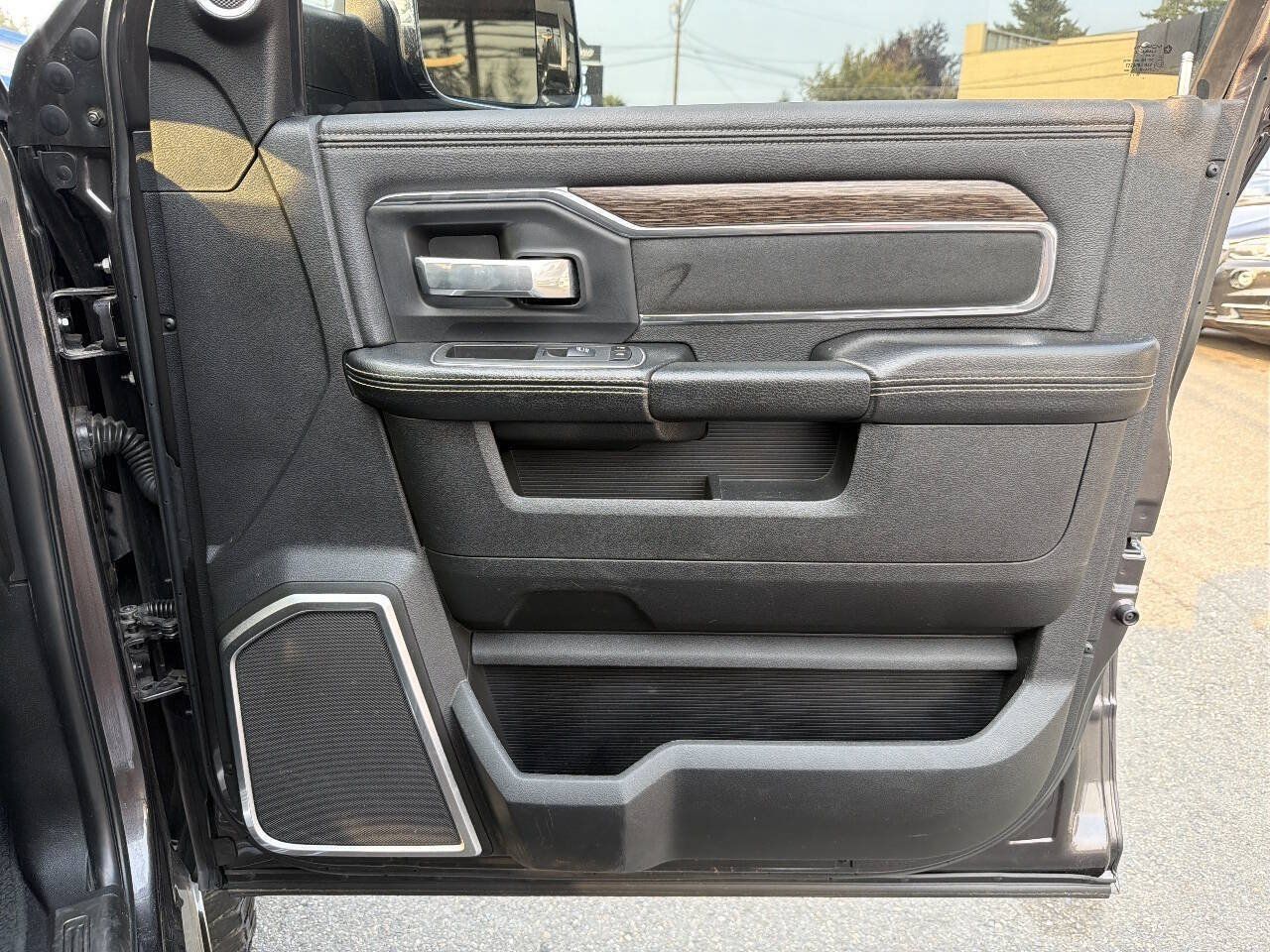 Used 2021 RAM 3500 Laramie AWD/4WD image 24