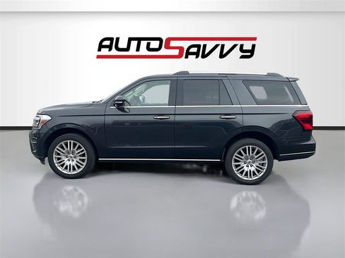 Used 2024 Ford Expedition Limited image 4