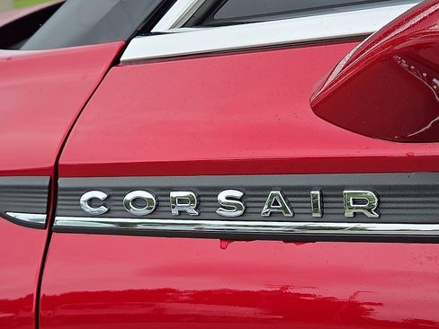 New 2025 Lincoln Corsair Reserve image 9