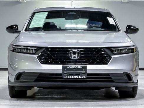 Used 2024 Honda Accord Sport image 6