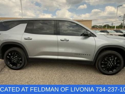 Certified 2024 Chevrolet Traverse LS w/ Midnight/Sport Edition FWD image 9