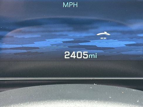 Used 2026 Chevrolet Equinox LT image 3