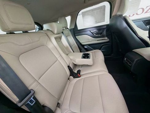 New 2026 Lincoln Corsair Premiere image 27