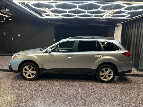 Used 2014 Subaru Outback 2.5i Premium w/ Popular Package #1B image 4