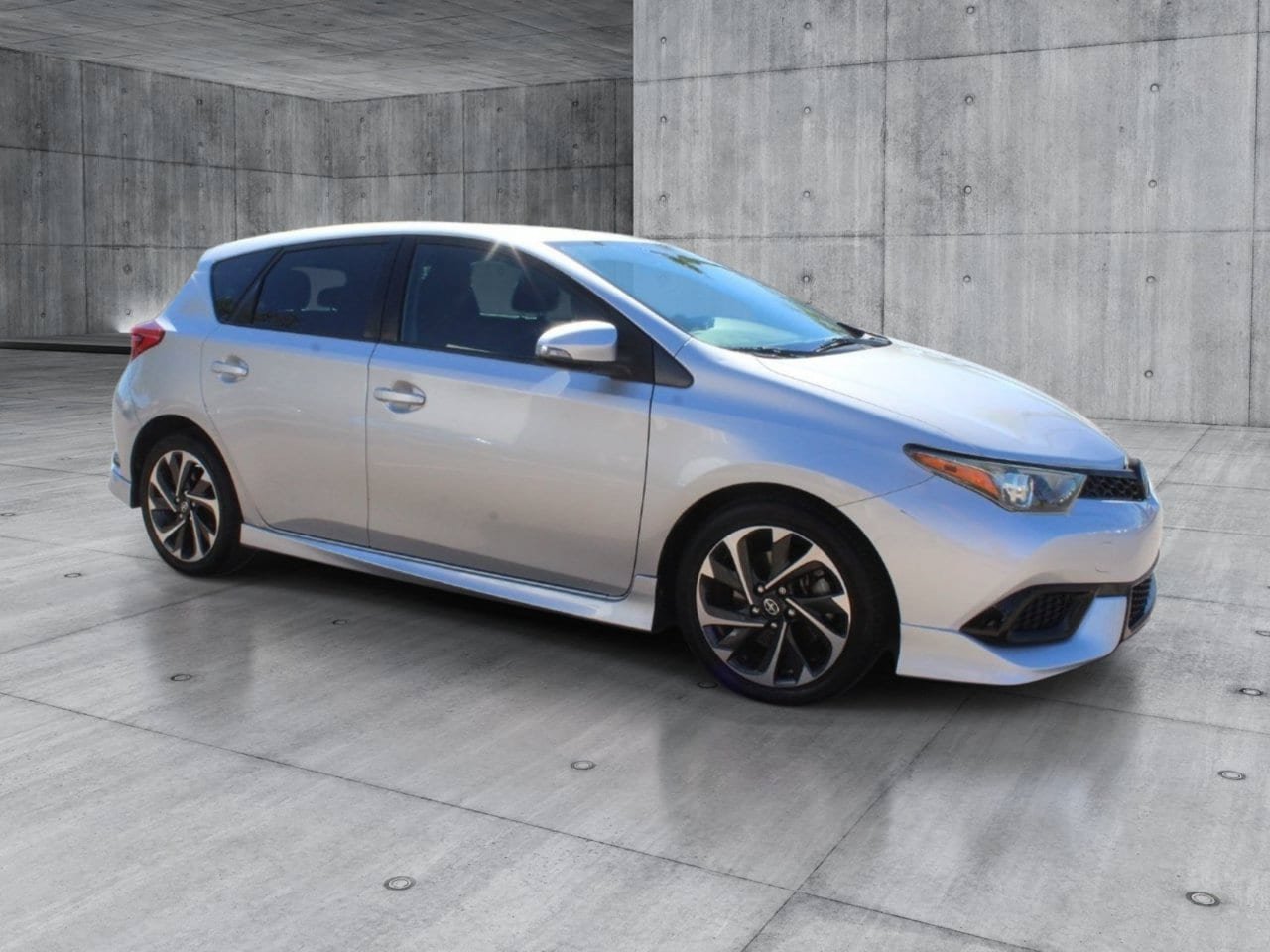 Used 2016 Scion iM FWD image 7