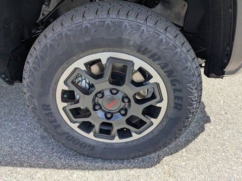 New 2026 Toyota Tacoma TRD Off-Road AWD/4WD image 10