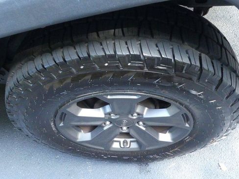 Used 2018 Jeep Wrangler Unlimited Rubicon AWD/4WD image 31