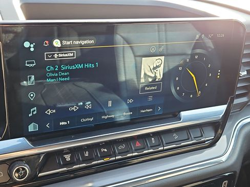 Used 2024 Chevrolet Silverado 3500 High Country w/ Technology Package image 19