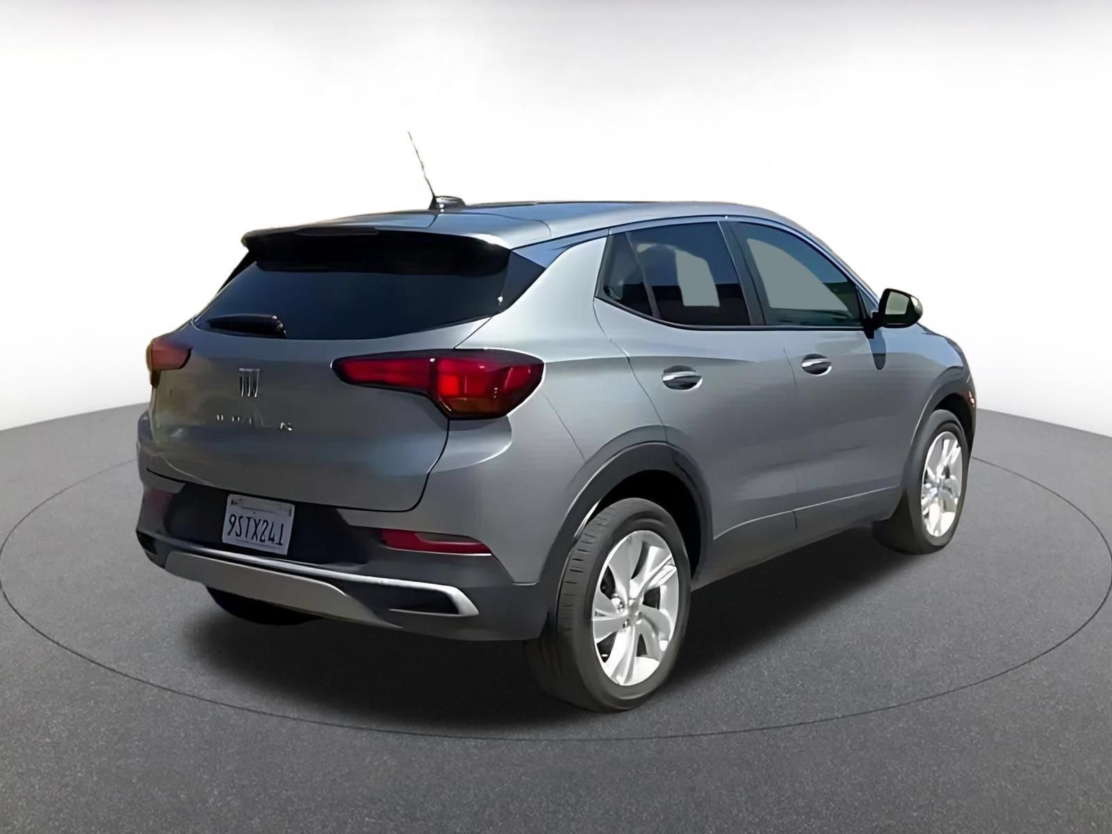 Used 2025 Buick Encore GX Preferred AWD/4WD image 14