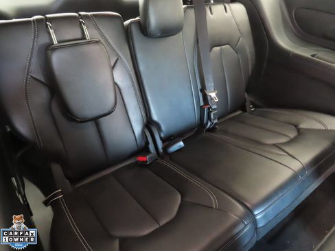 Used 2025 Chrysler Pacifica Select FWD image 25