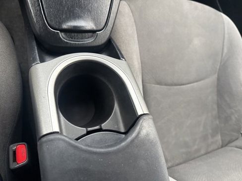 Used 2014 Toyota Prius Two image 26