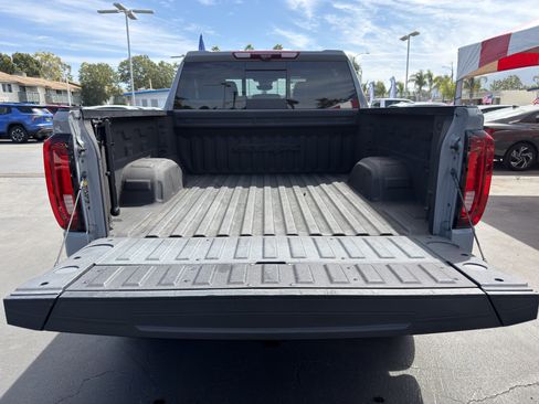 Used 2024 GMC Sierra 1500 AT4X w/ AT4X AEV Edition AWD/4WD image 16