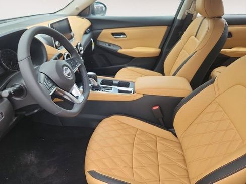 New 2025 Nissan Sentra SV w/ SV Premium Package image 9