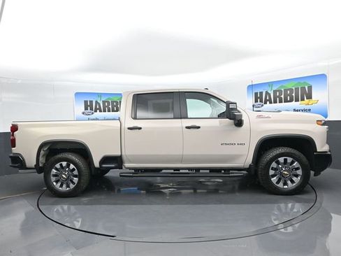 New 2026 Chevrolet Silverado 2500 Custom w/ Custom Value Package AWD/4WD image 7