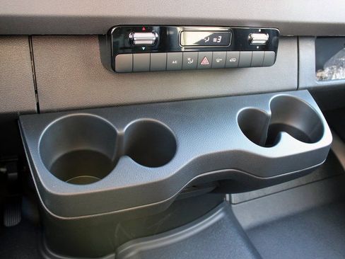 Used 2026 Mercedes-Benz Sprinter 144 Cargo image 18