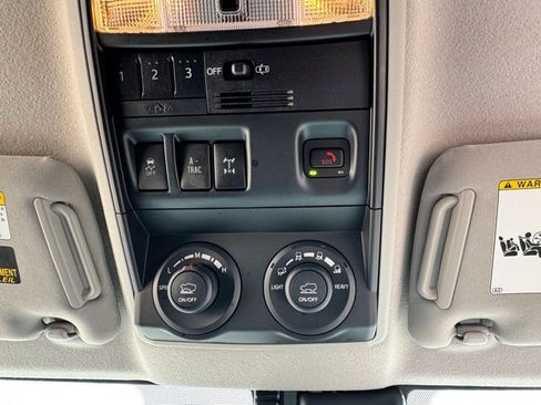 Used 2024 Toyota 4Runner TRD Off-Road Premium image 36