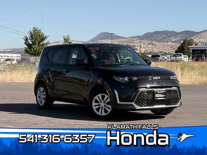 Used 2023 Kia Soul LX