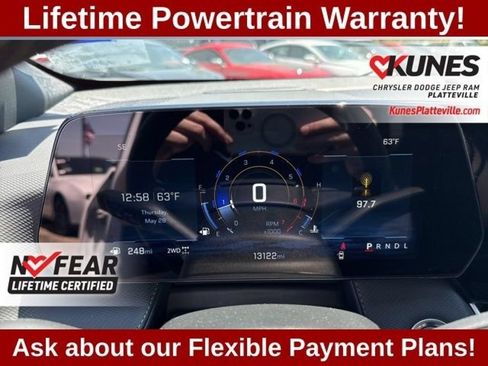 Used 2026 Chevrolet Equinox LT AWD/4WD image 19