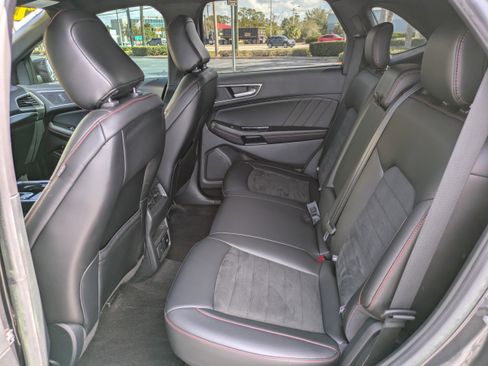 Used 2020 Ford Edge ST-Line image 13