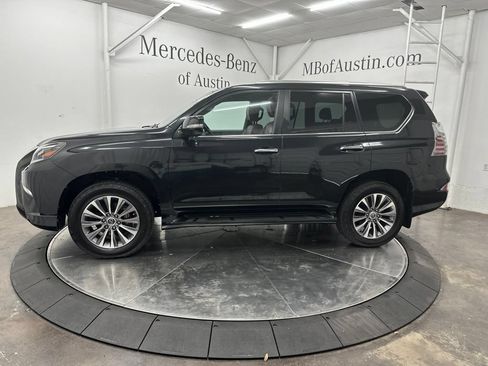 Used 2022 Lexus GX 460 Luxury w/ Off Road Package AWD/4WD image 4