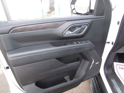 Used 2024 Chevrolet Tahoe LT image 23