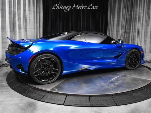 Used 2025 McLaren 750S Spider RWD image 47