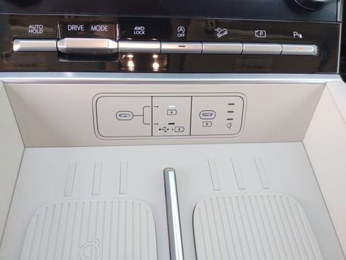 Used 2024 Hyundai Santa Fe SEL image 22