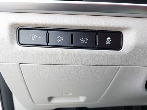 Used 2025 Kia Telluride EX w/ EX Captain's Chair Package image 28