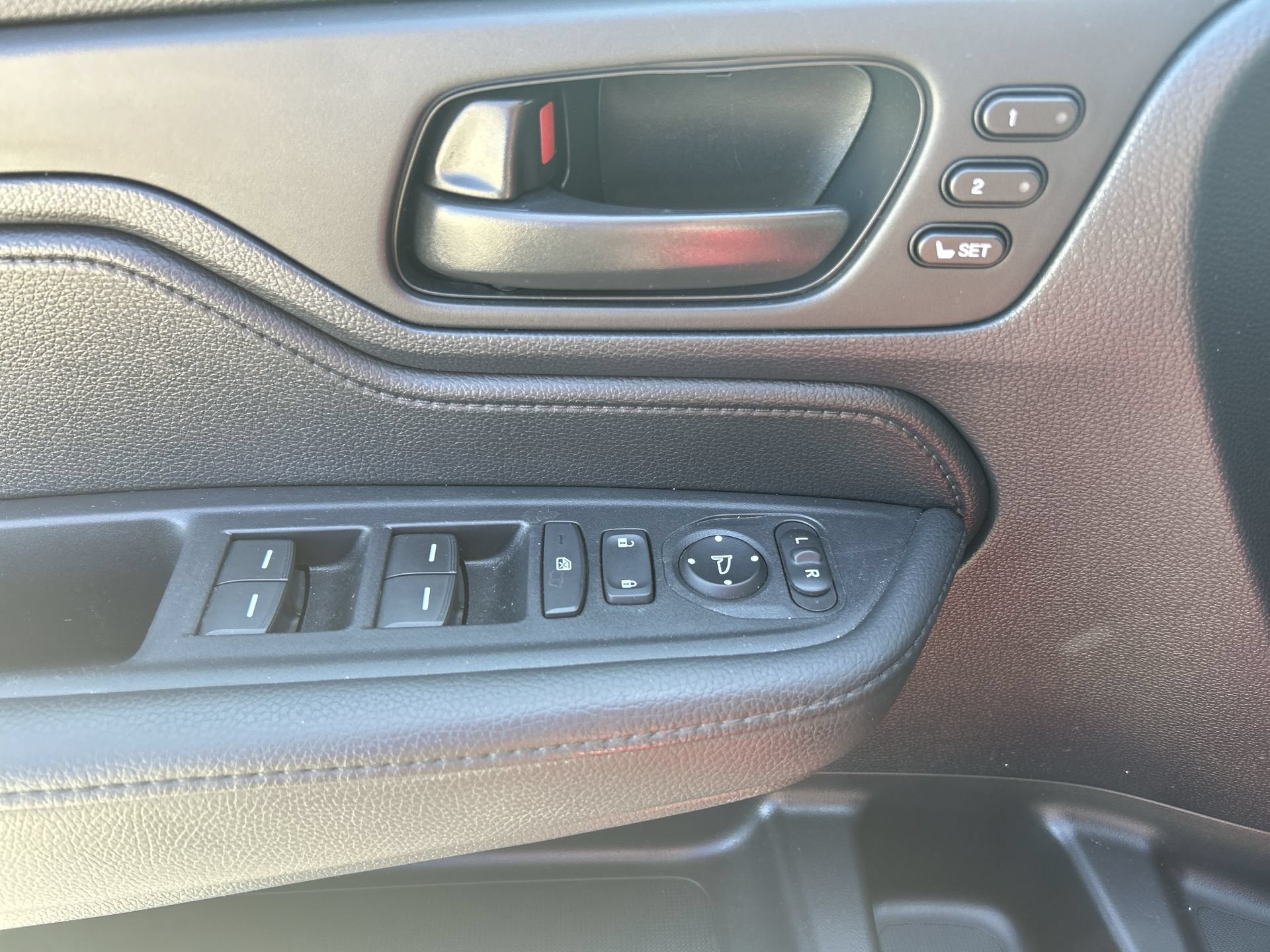 Certified 2025 Honda Odyssey Sport-L image 15