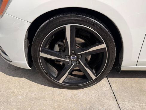 Used 2016 Volvo S60 T5 R-Design FWD image 15