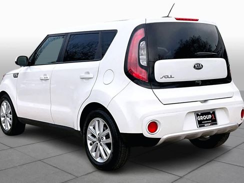 Used 2017 Kia Soul + w/ UVO Package image 10