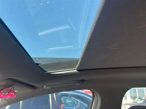 Used 2023 Kia Sportage X-Line w/ X-Line Premium Package image 8