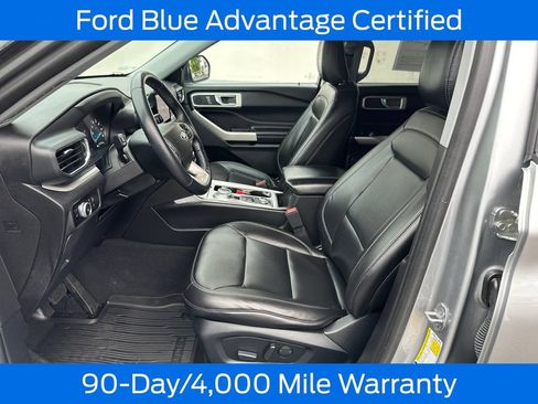 Certified 2022 Ford Explorer XLT w/ Equipment Group 202A AWD/4WD image 15