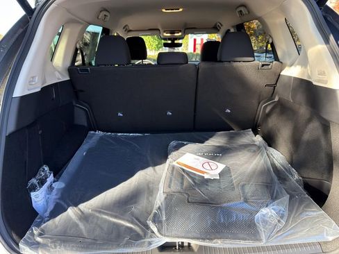 New 2026 Nissan Rogue SV image 31